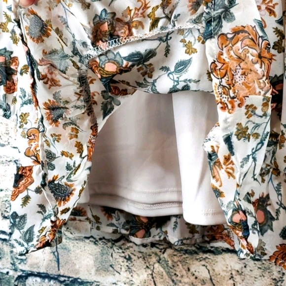 Ophelia Roe | NWOT Cottagecore Boho Floral Tunic Top - Picture 7 of 10